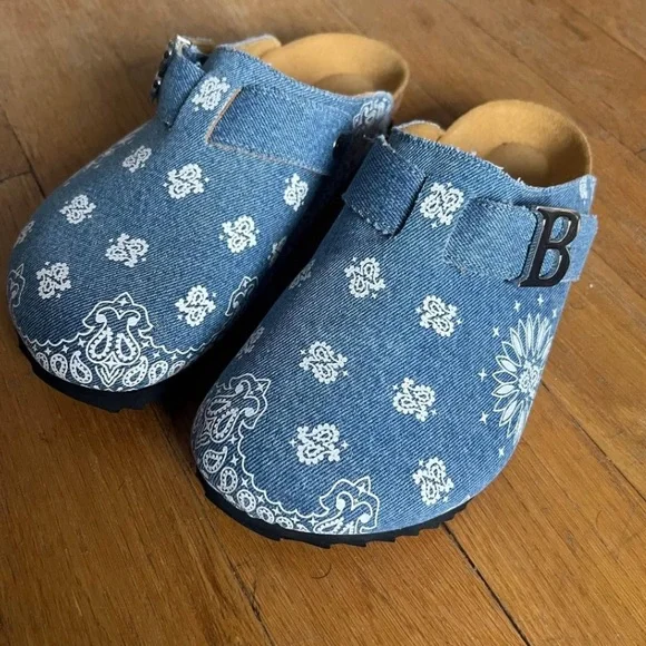 Shoes | Denim Paisley Clog Bravest Studios Size 1 | Poshmark display picture 1